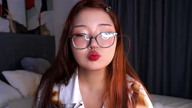 Živý XXX chat NelleMihalko