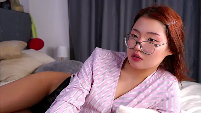 NelleMihalko Live XXX Chat