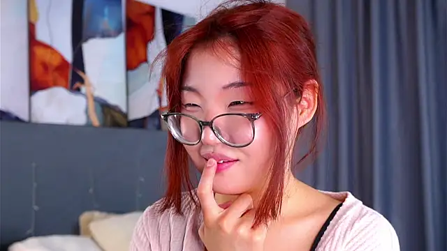 NelleMihalko's Live XXX Chat