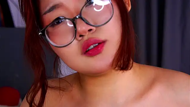 Chatroom XXX en direct de NelleMihalko