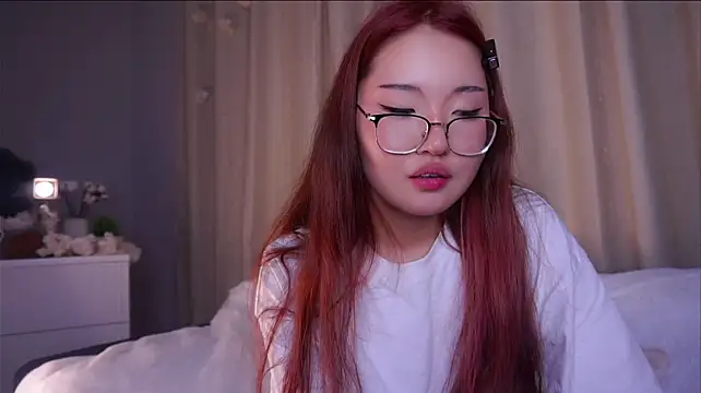 NelleMihalko's Live XXX Chat