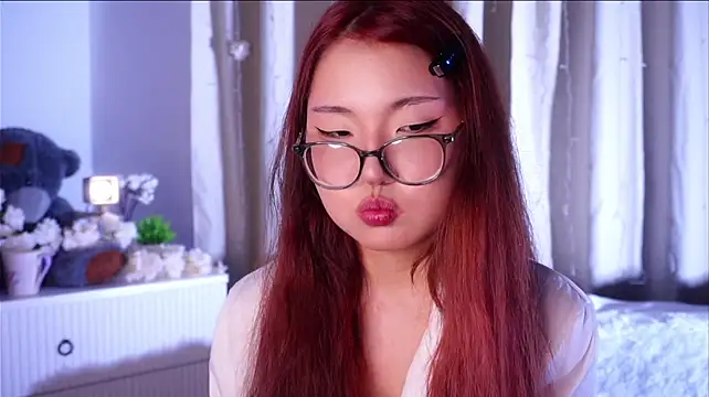 NelleMihalko élő XXX-chatje