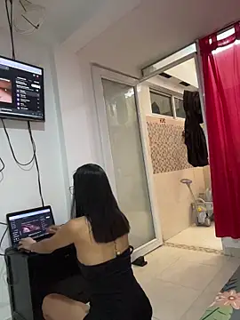 leilani_X Adlı Modelin Web Kamerası Şovu