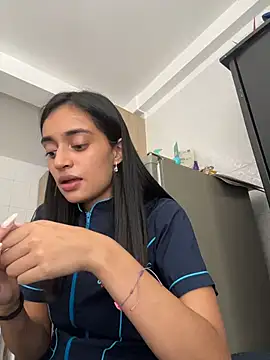 leilani_X élő XXX-chatje
