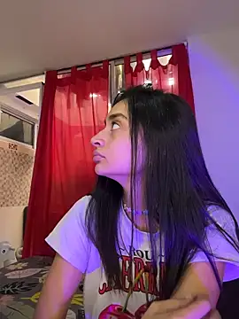 Chat +18 de leilani_X ao vivo