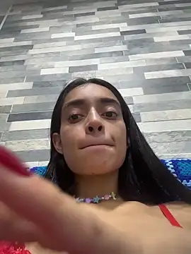 XXX chat uživo modela leilani_X