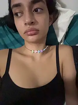 Chat +18 de leilani_X ao vivo