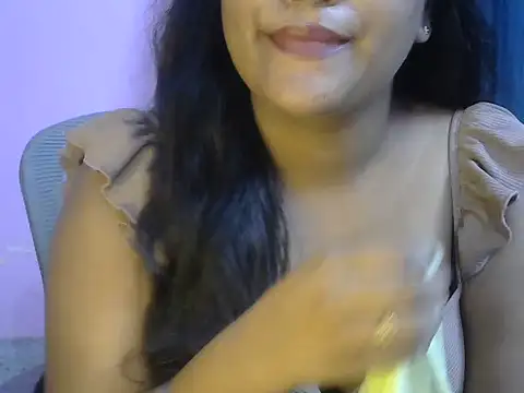 QUEEN-OF-QUEEN Webcam-Show