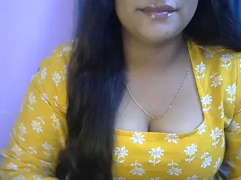 دردشة QUEEN-OF-QUEEN الجنسية المباشرة