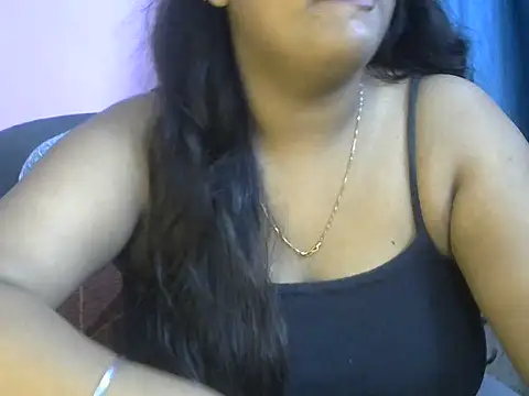 QUEEN-OF-QUEEN Chat XXX live
