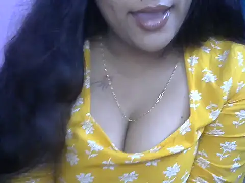QUEEN-OF-QUEEN – Live XXX-chat
