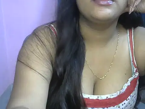 QUEEN-OF-QUEEN live XXX chat