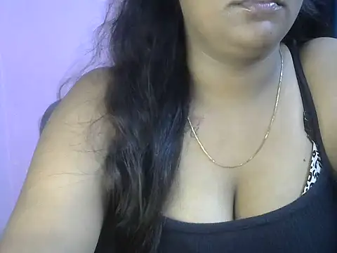 QUEEN-OF-QUEENn Live XXX chat