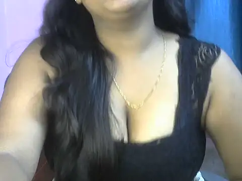 QUEEN-OF-QUEENn Live XXX chat