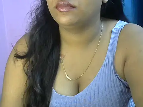 Živý XXX chat QUEEN-OF-QUEEN