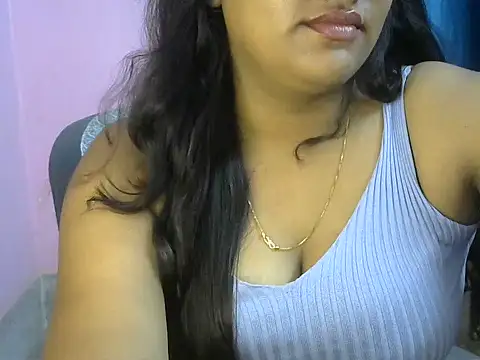 Živý XXX chat QUEEN-OF-QUEEN