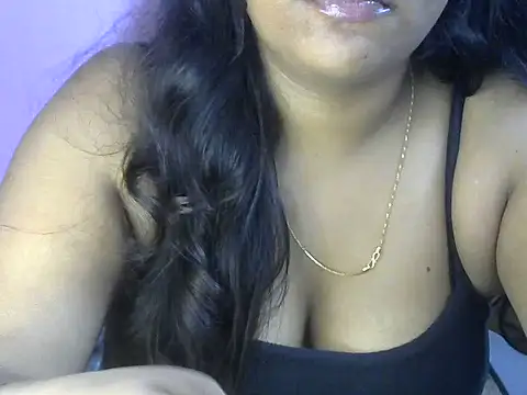 Živý XXX chat QUEEN-OF-QUEEN