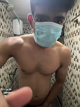 BadBoyTom78 Show Webcam