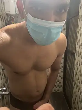 BadBoyTom78 在線直播表演