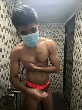 BadBoyTom78 在線直播表演