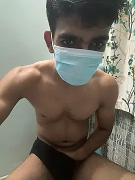 Show modela BadBoyTom78 na web-kameri