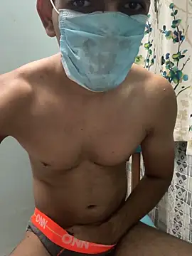 BadBoyTom78 在線直播表演