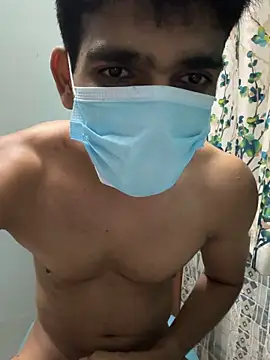 BadBoyTom78 网络视讯表演