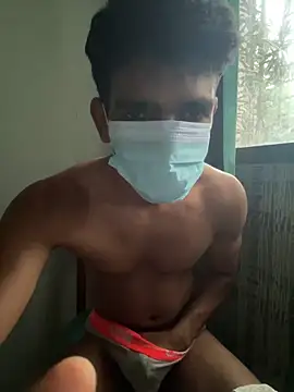 BadBoyTom78 网络视讯表演