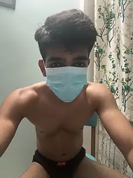 BadBoyTom78 网络视讯表演
