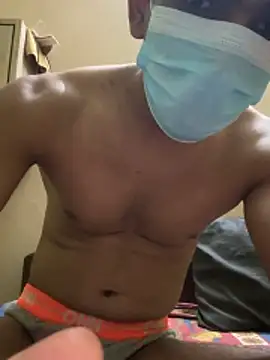 BadBoyTom78 Show Webcam