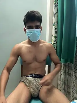 Show modela BadBoyTom78 na web-kameri