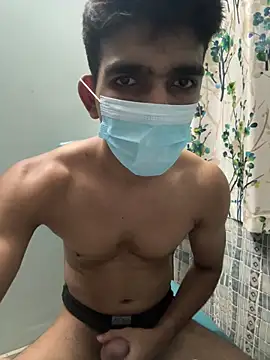 BadBoyTom78 网络视讯表演