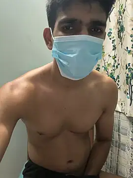 BadBoyTom78 网络视讯表演