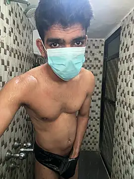 BadBoyTom78 Pertunjukan Webcam
