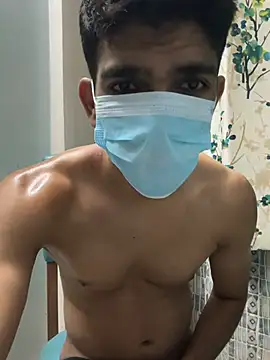 BadBoyTom78 Show in webcam