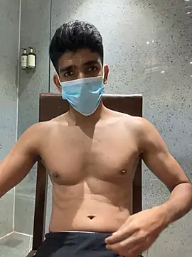 Naughtytomboy78 Pertunjukan Webcam