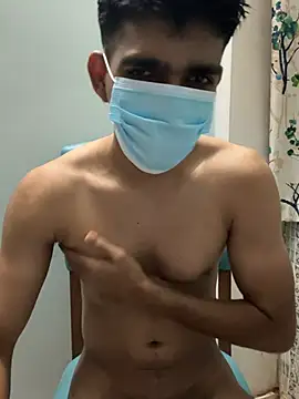 Naughtytomboy78 Pertunjukan Webcam