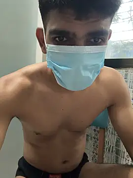 Naughtytomboy78 网络视讯表演