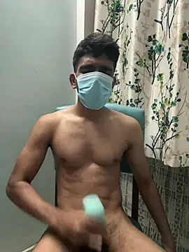 Naughtytomboy78 Pertunjukan Webcam