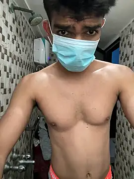 Naughtytomboy78 Pertunjukan Webcam