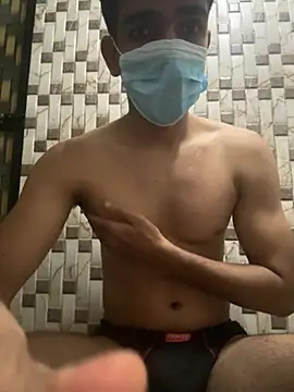 Naughtytomboy78 Pertunjukan Webcam