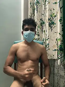 Naughtytomboy78 webkamerás műsora