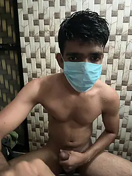 Naughtytomboy78 网络视讯表演