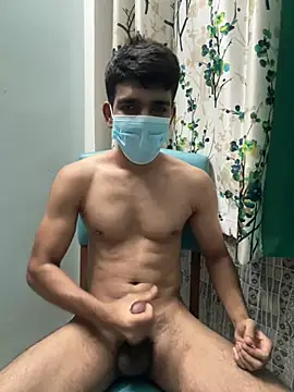 Pokazy przed kamerką – Naughtytomboy78