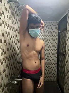 Naughtytomboy78 webkamerás műsora