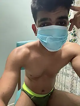 Naughtytomboy78 Show in webcam