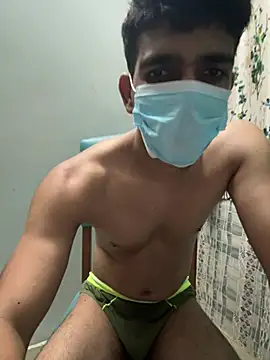 Naughtytomboy78: διαδικτυακό σόου στην κάμερα