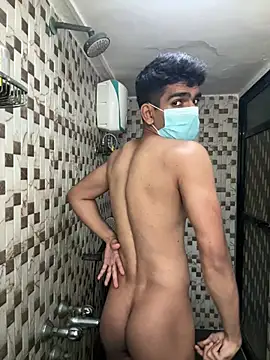 Naughtytomboy78 网络视讯表演