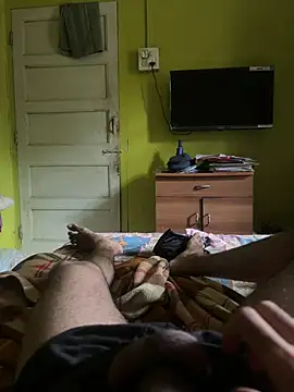 Naughtytomboy78 Show in webcam