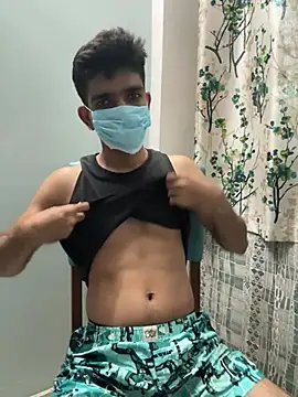 Naughtytomboy78 Show in webcam